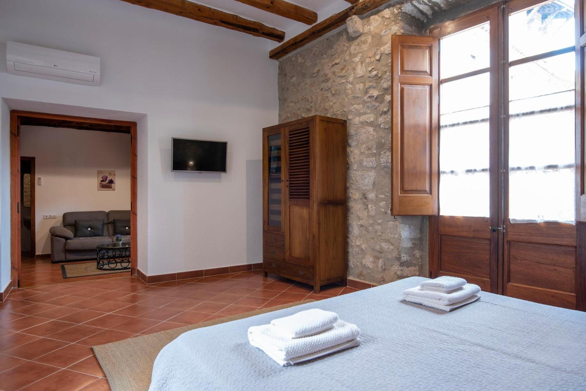 Hostal Can Xicu Capmany Room photo