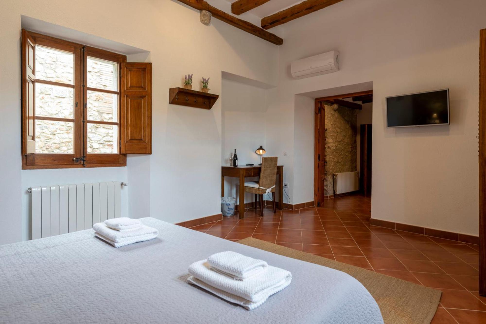 Hostal Can Xicu Capmany Room photo